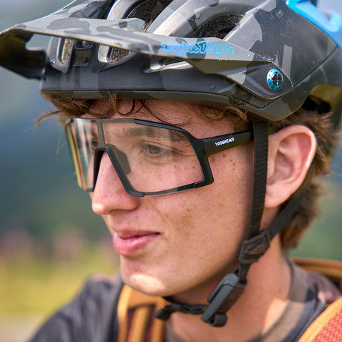 Aonach Sunglasses (Matt Black)