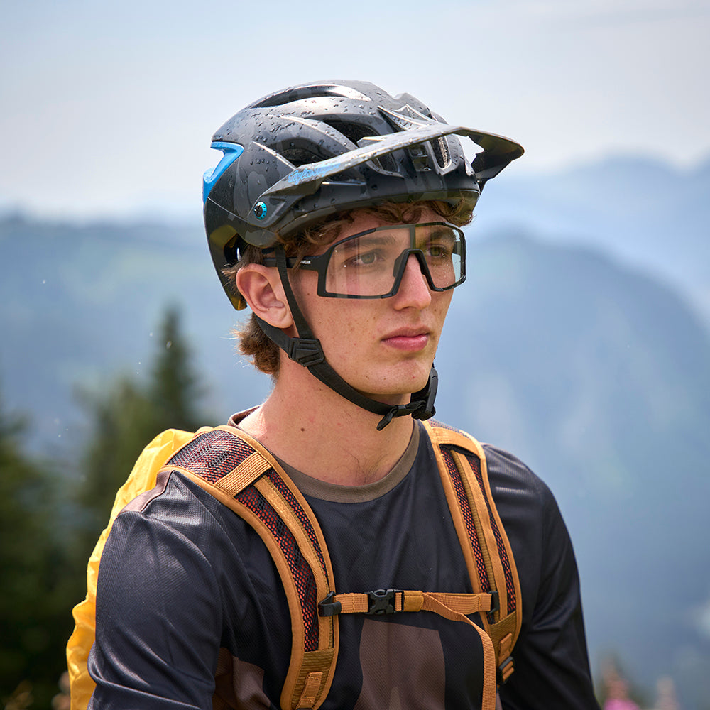 Aonach Sunglasses (Matt Black)