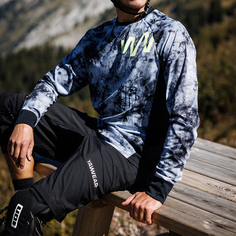 Mens Adams Shorts (Black)