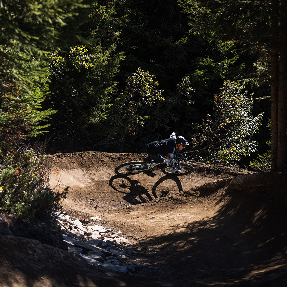 Mens Alvernia Jersey (White)