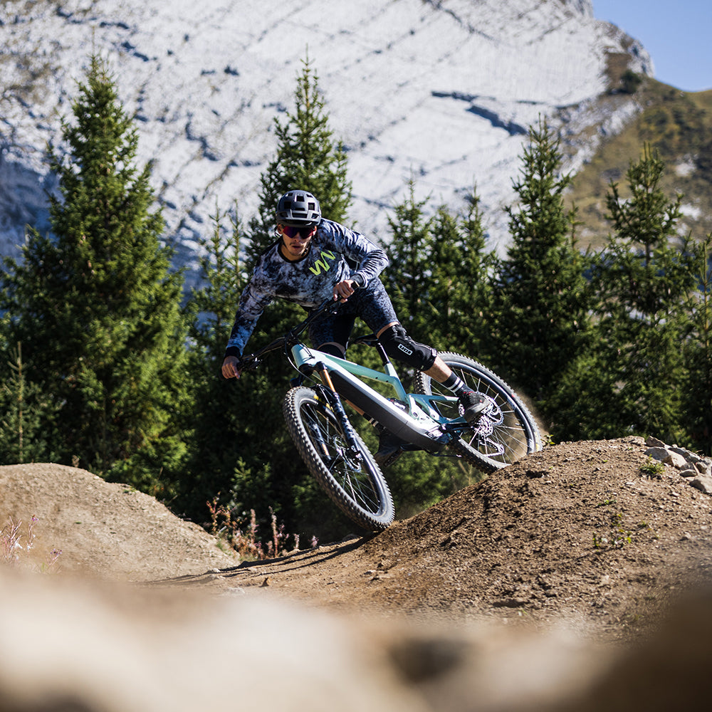 Mens Alvernia Jersey (White)