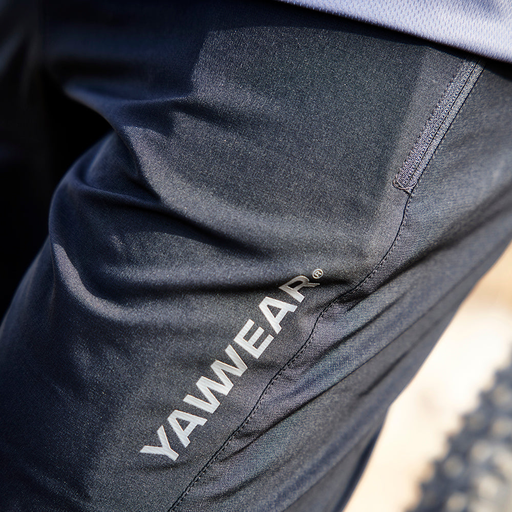 Mens Aravalli Shorts (Black)