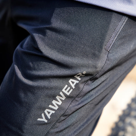 Mens Aravalli Shorts (Black)