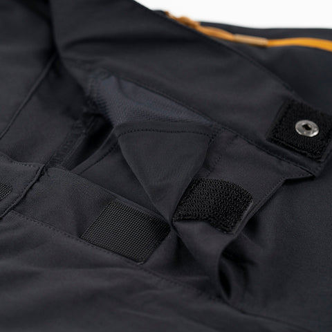 Mens Aravalli Shorts (Black)